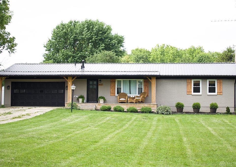 1st image of 1800 Devon Dr