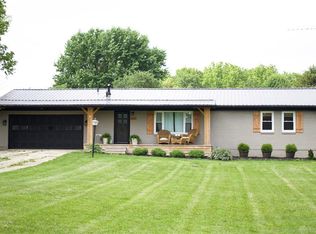 1800 Devon Dr, Springfield, OH 45503