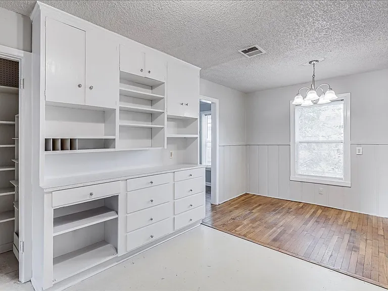 6046 Hugo Dr — Photo 18