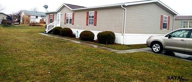 1st image of 53 Hampshire Dr