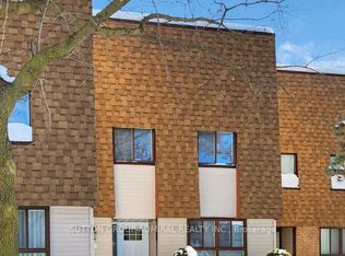 189 Springhead Gdns #15, Richmond Hill, ON L4C 5C7