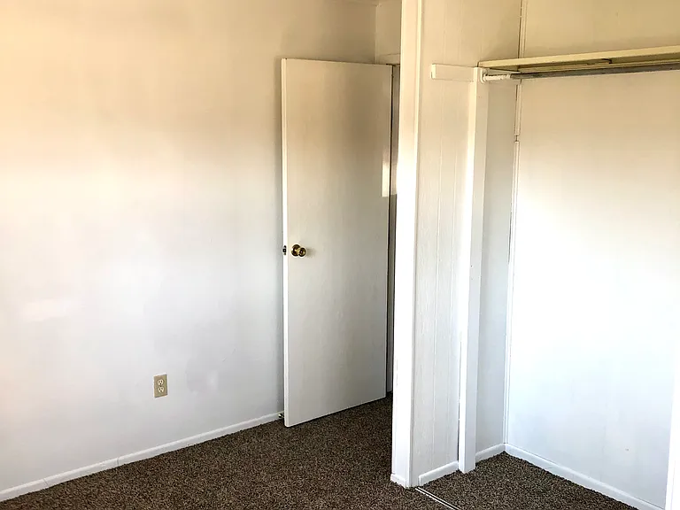 130 & 132 Fauber Ln #132 — Photo 9