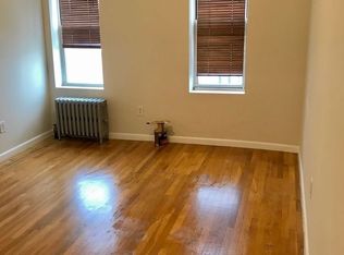 3070 32nd St APT 24, Astoria, NY 11102