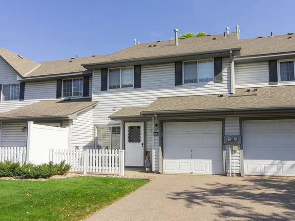 2558 Bedford Ct, Mendota Heights, MN 55120