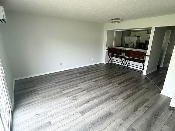 5th image of 2811 Millvale Ave NE #2811