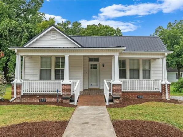 308 Charles St, Henderson, NC 27536