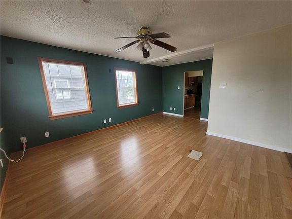 3rd image of 6209 Wainwright Dr