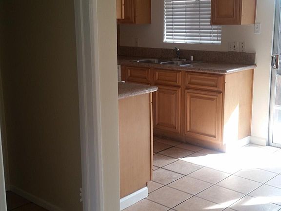 3rd image of 1325 S Alta Vista Ave APT H