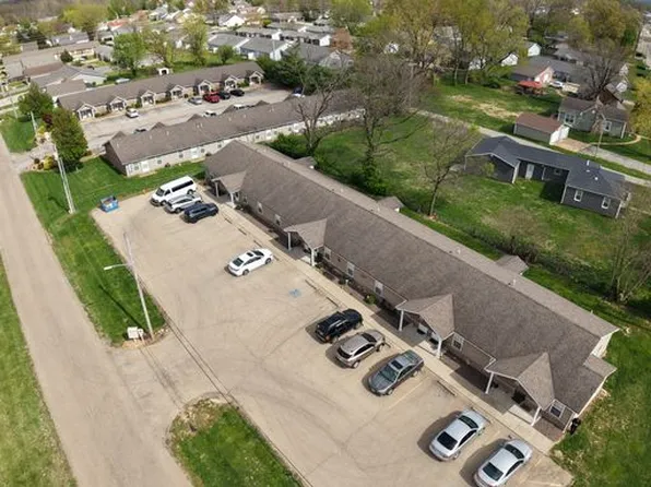 Applewood Apartments, 834 Electric St #B155139f8, Farmington, MO 63640