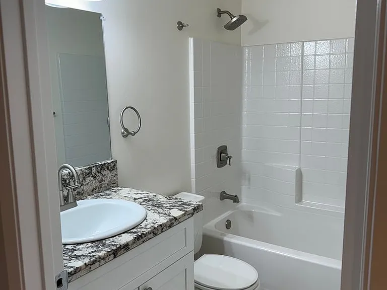 3205 Midway Dr — Photo 9