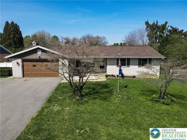 4441 Nicholas St, Easton, PA 18045
