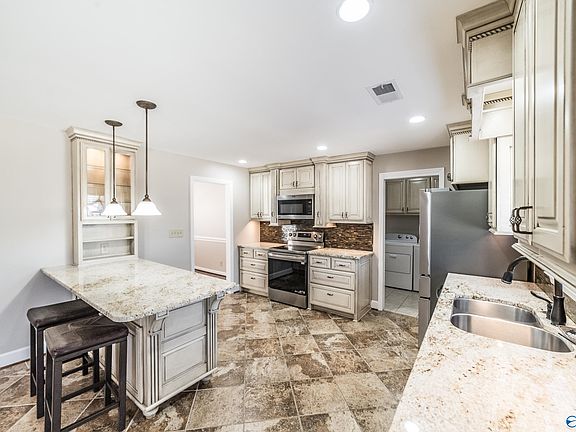 5th image of 8430 Hogan Dr SE