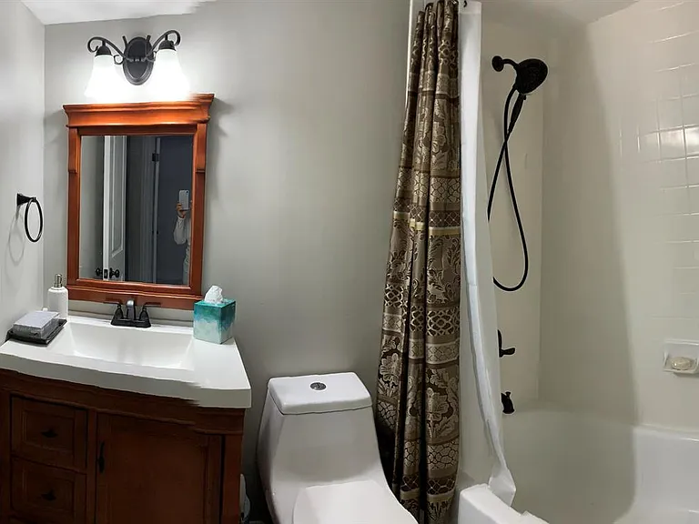 1140 Lake Shore Dr #203 — Photo 9