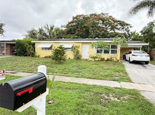 3558 Everglades Rd, Palm Beach Gardens, FL 33410