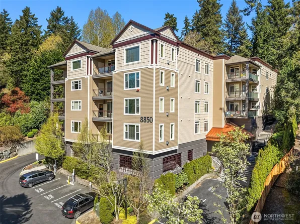 8850 Redmond Woodinville Road NE #304, Redmond, WA 98052