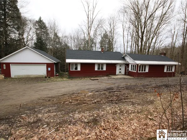 6844 Cardinal Rd, Cassadaga, NY 14718