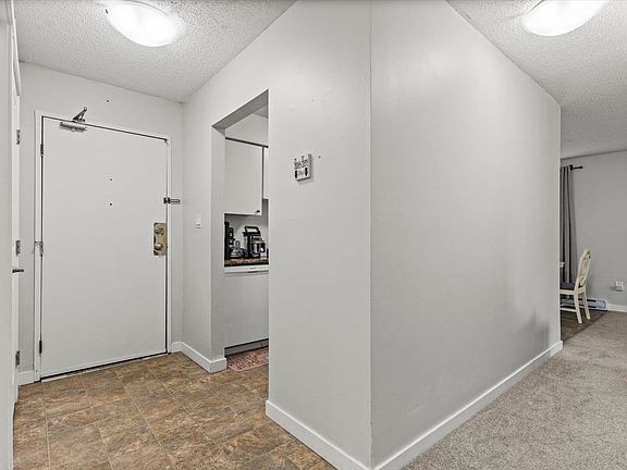 4th image of 45598 McIntosh Dr #111