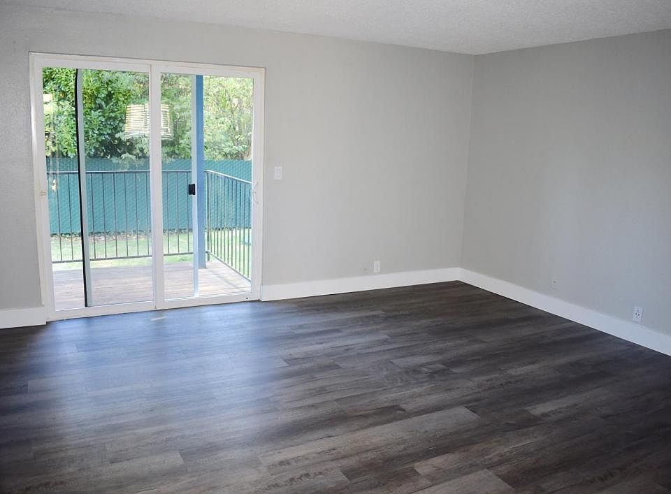 1st image of 3110 NE Tide Ave