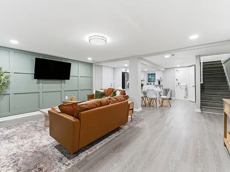 5901 Ridge Dr SE — Photo 4