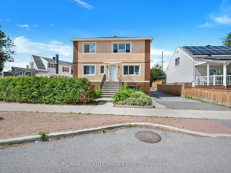 131 Dagmar Ave #3 — Photo 1