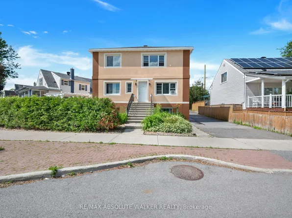 131 Dagmar Ave #3, Ottawa, ON K1L 5T3