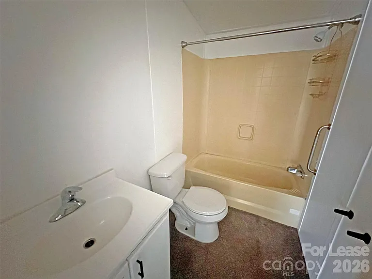 1844 Drew Dr — Photo 7
