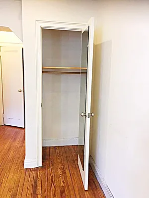 Rented by Manhattan Flats | media 8