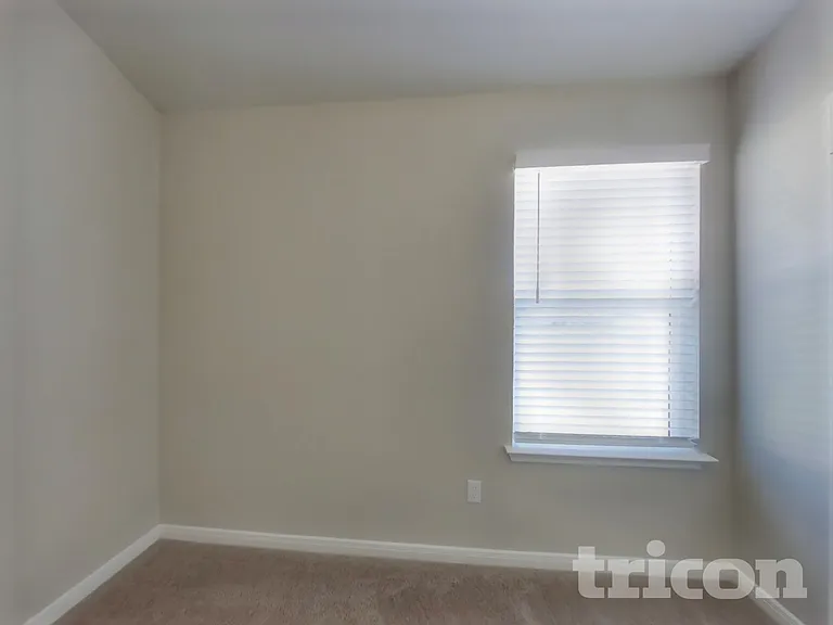 5539 Shasta Pl — Photo 12