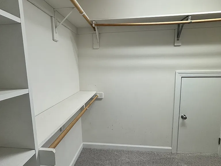 717 Bluffcreek Dr — Photo 26
