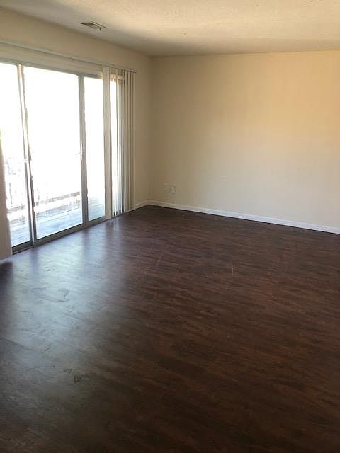 1st image of 4212 Clark Ave #203