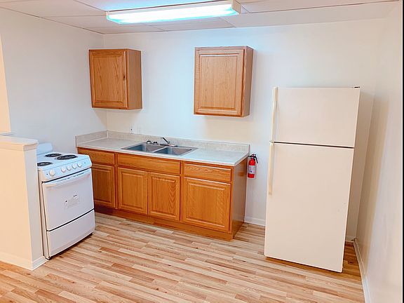 5th image of 1598 Kinney Ave APT C