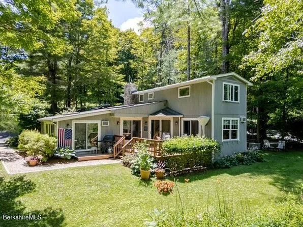 74 Prospect Lake Rd, South Egremont, MA 01258