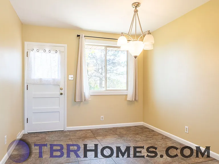 180 Agate Way — Photo 20