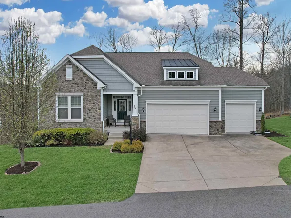 104 Caddie Ct, Maidsville, WV 26541