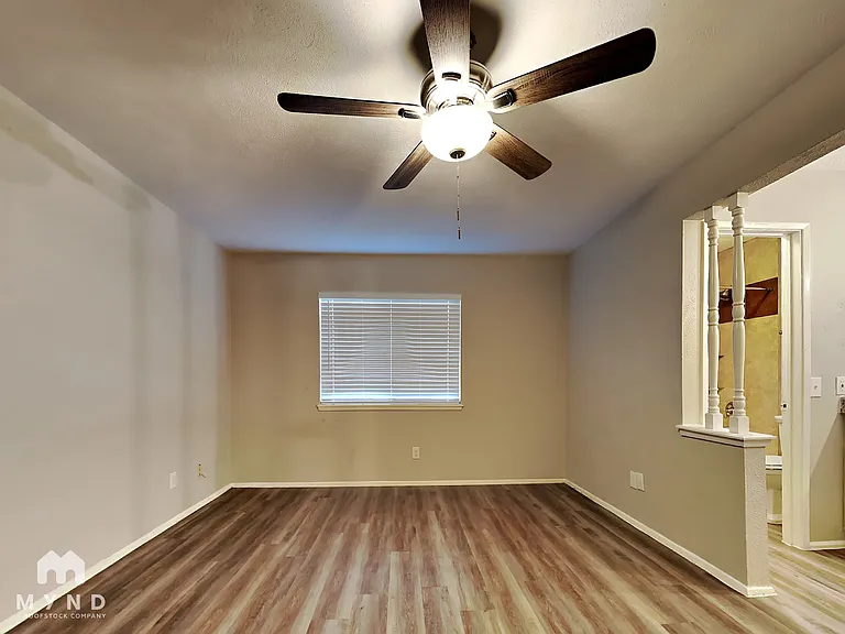 2822 Canary Ln — Photo 13