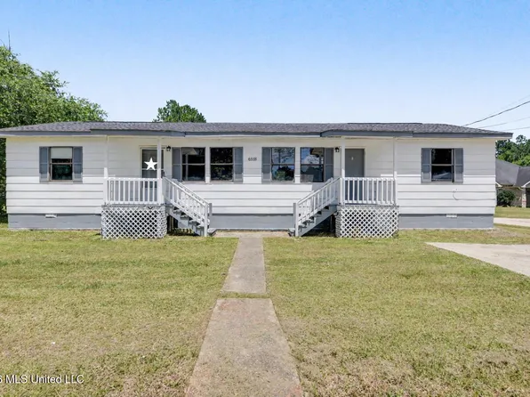 6558 Simmons Dr, Long Beach, MS 39560