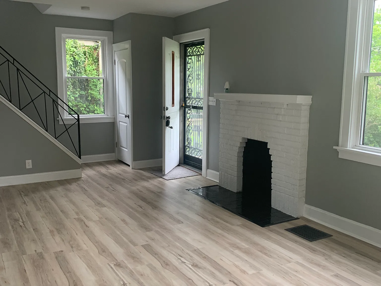 3516 Zinsle - Silverton — Photo 2