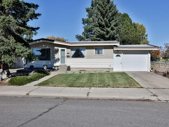 2727 S 7a Ave N, Lethbridge, AB T1H 1A5