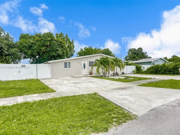 4321 NW 186th St, Miami Gardens, FL 33055