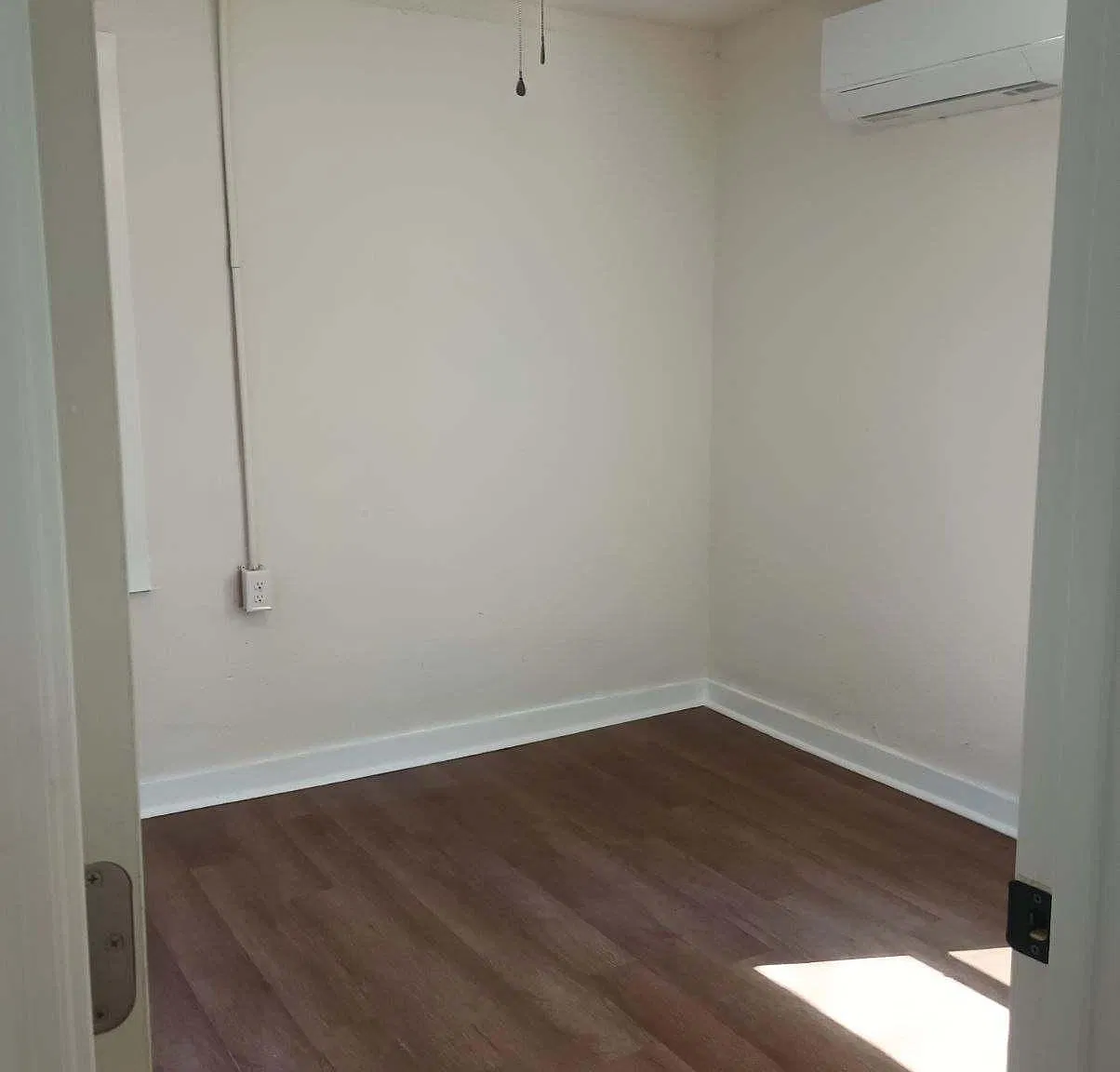 2 bed, 700 sqft, $895 — Photo 4