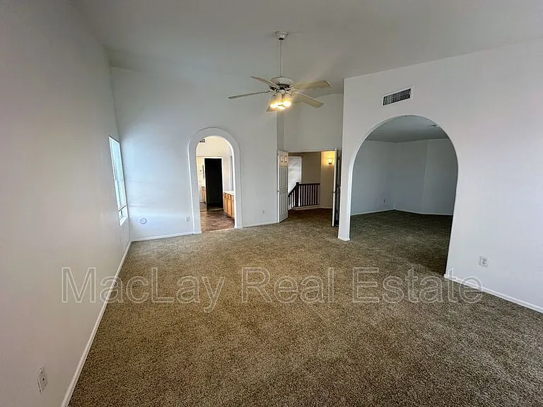 1392 W Morelos St — Photo 11