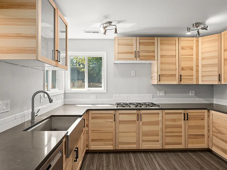 Kitchen with Quartz countertops