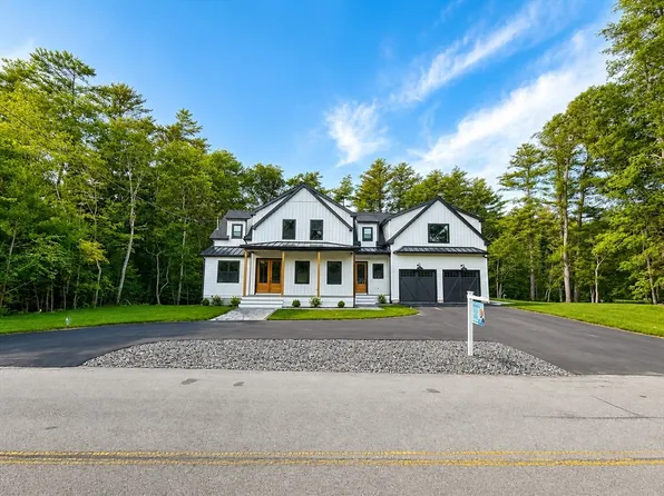 91 Howard St, South Easton, MA 02375