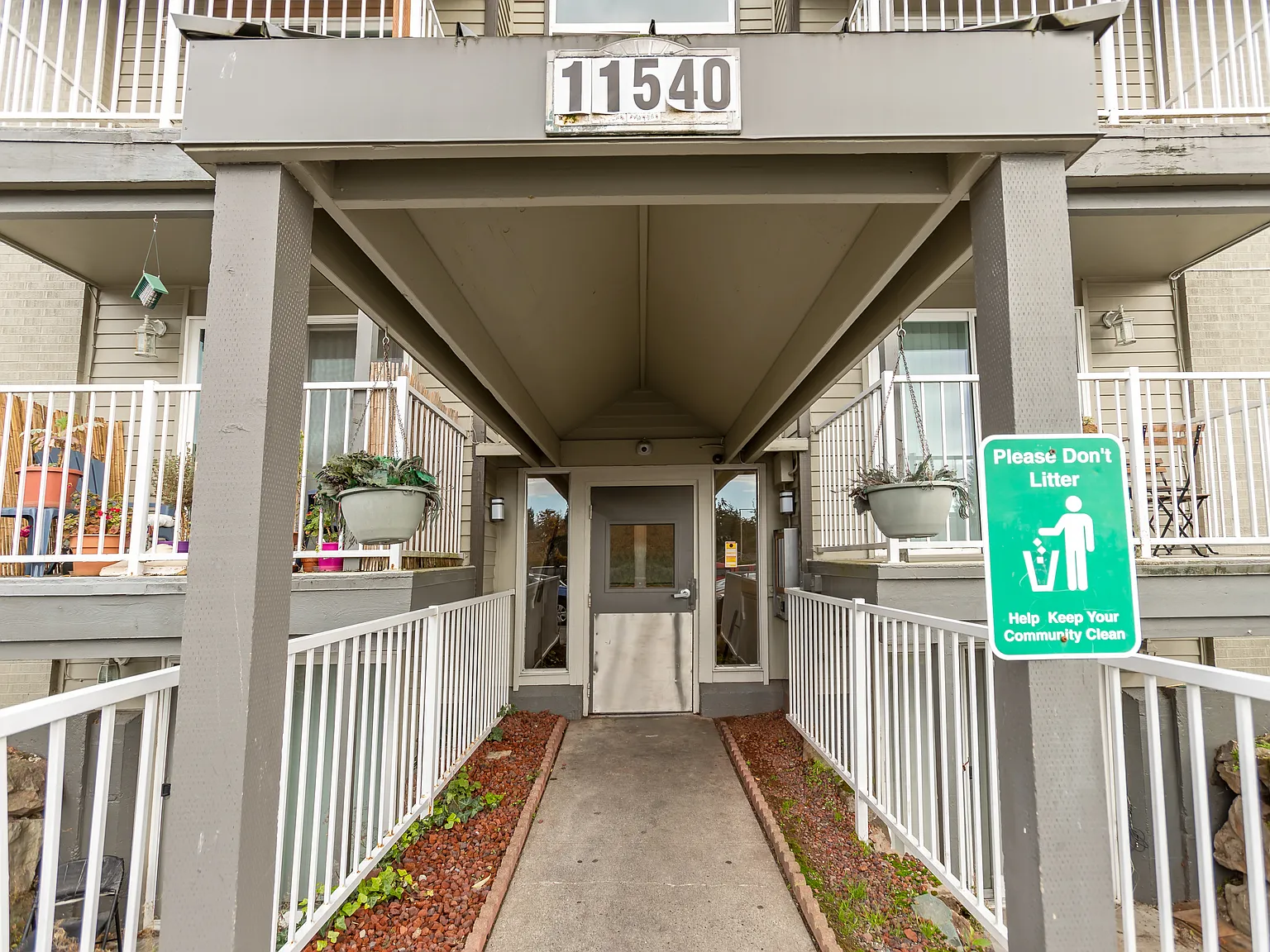 Riviera Apartments Northgate — Photo 4