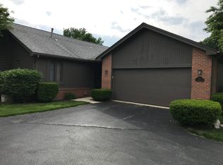 3 Exeter Dr, Perrysburg, OH 43551
