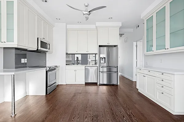 Sold by Keller Williams Realty Empire | media 10