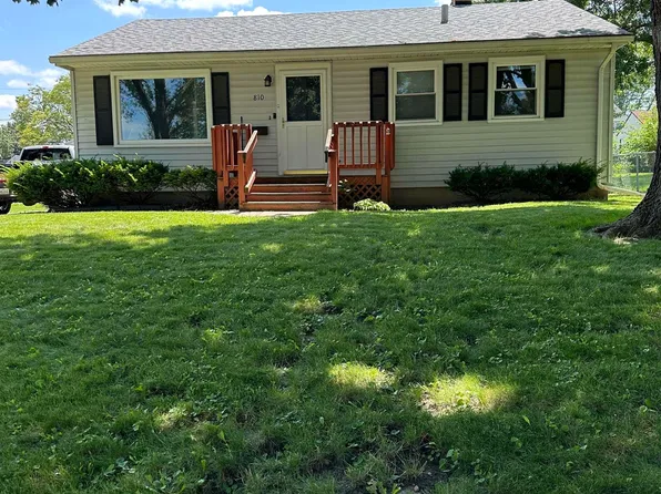 810 Cornwall Ave, Waterloo, IA 50702