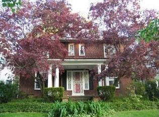 3154 Sycamore Rd, Cleveland Heights, OH 44118