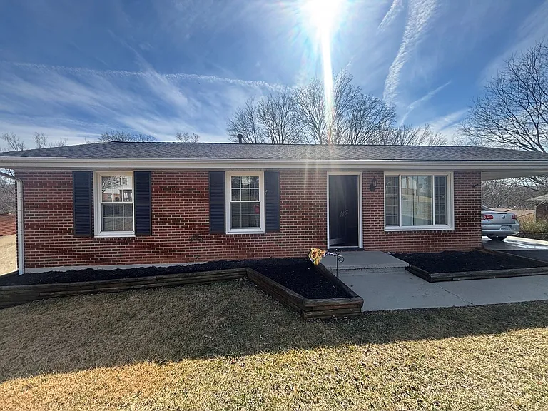 449 Missimer Ln — Photo 4