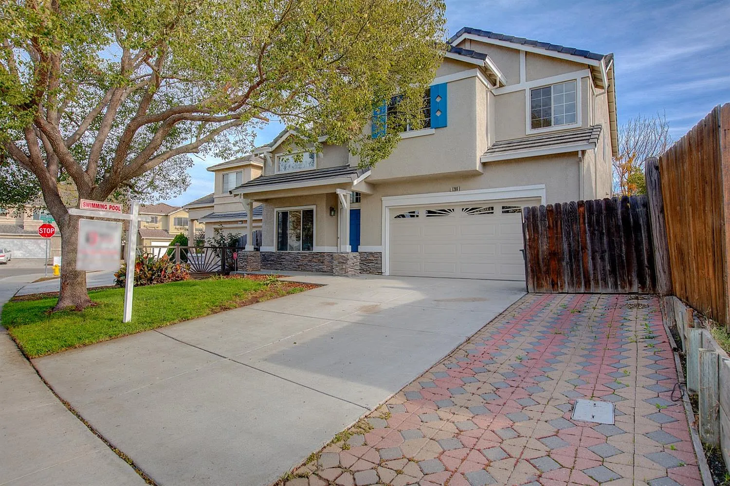 1260 Brentwood Way photo 1